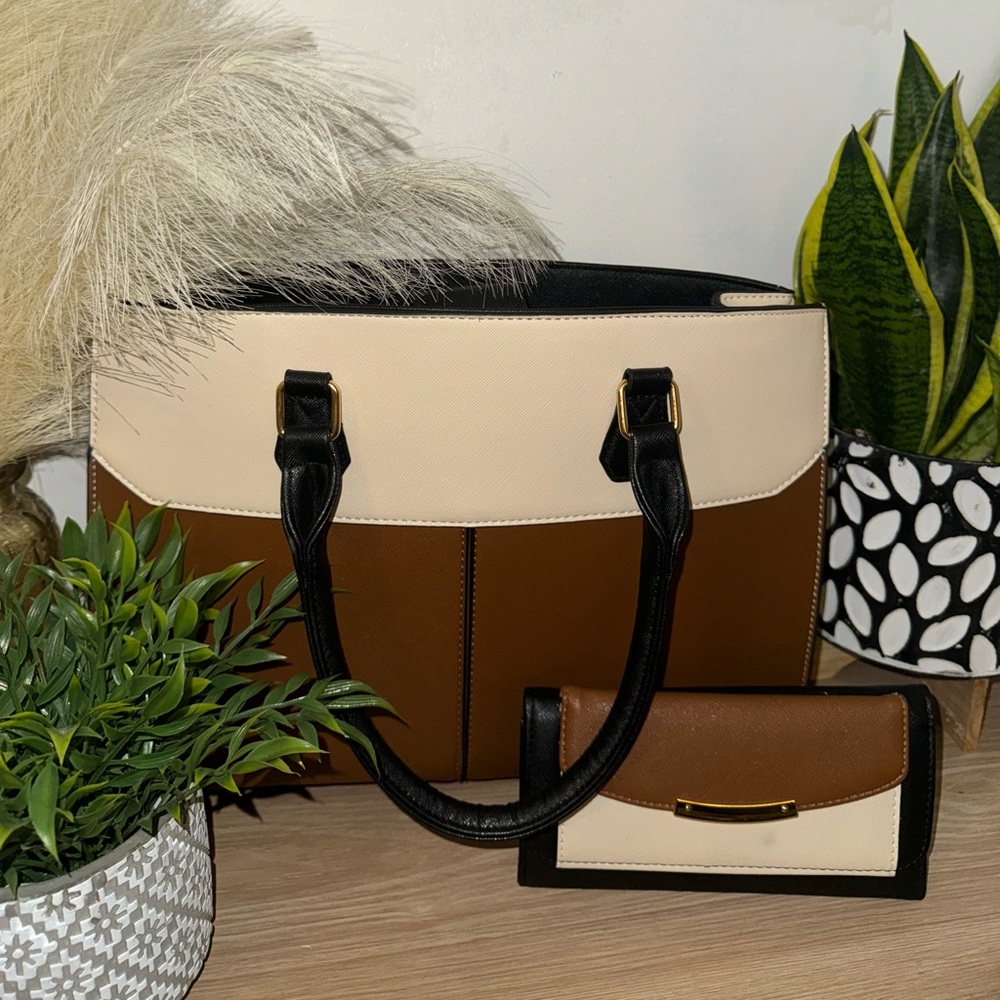 Brown and black purse with matching wallet